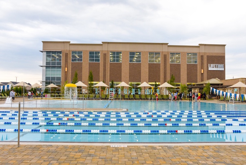 When it opens in June, the outdoor aquatic center at Life Time KOP/Wayne will look similar to this one in Ontario. 